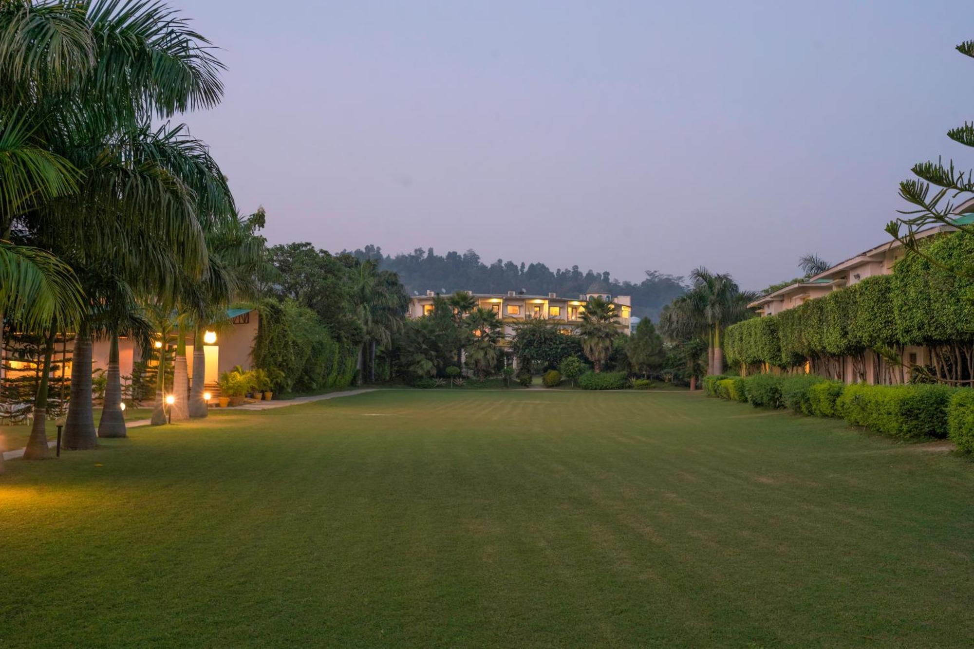 The Tattwaa Corbett Spa And Resort Rāmnagar Eksteriør bilde