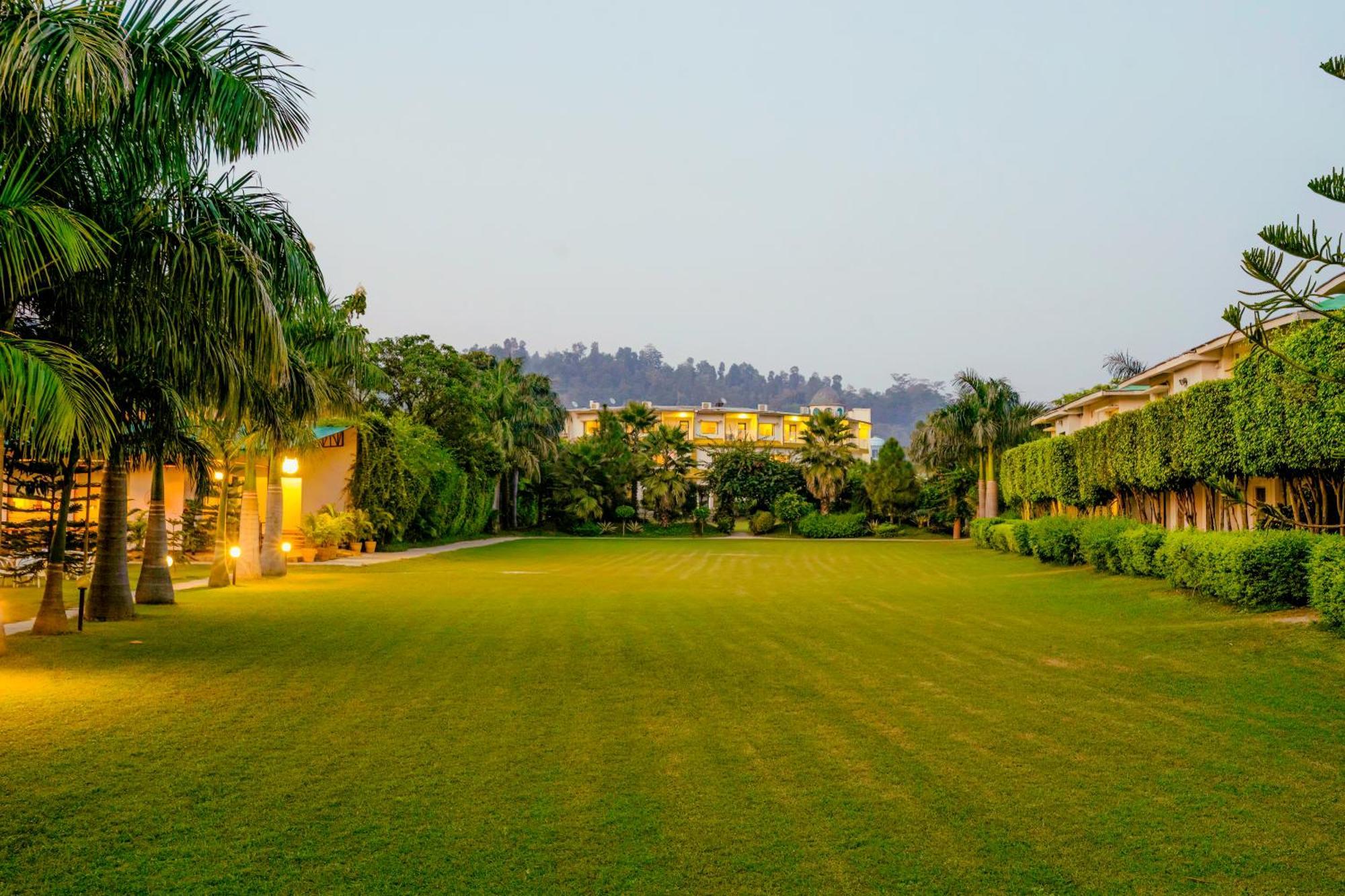 The Tattwaa Corbett Spa And Resort Rāmnagar Eksteriør bilde